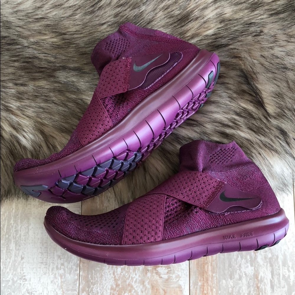 NWT Nike free rn motion Flyknit Bordeaux! - Picture 3 of 7